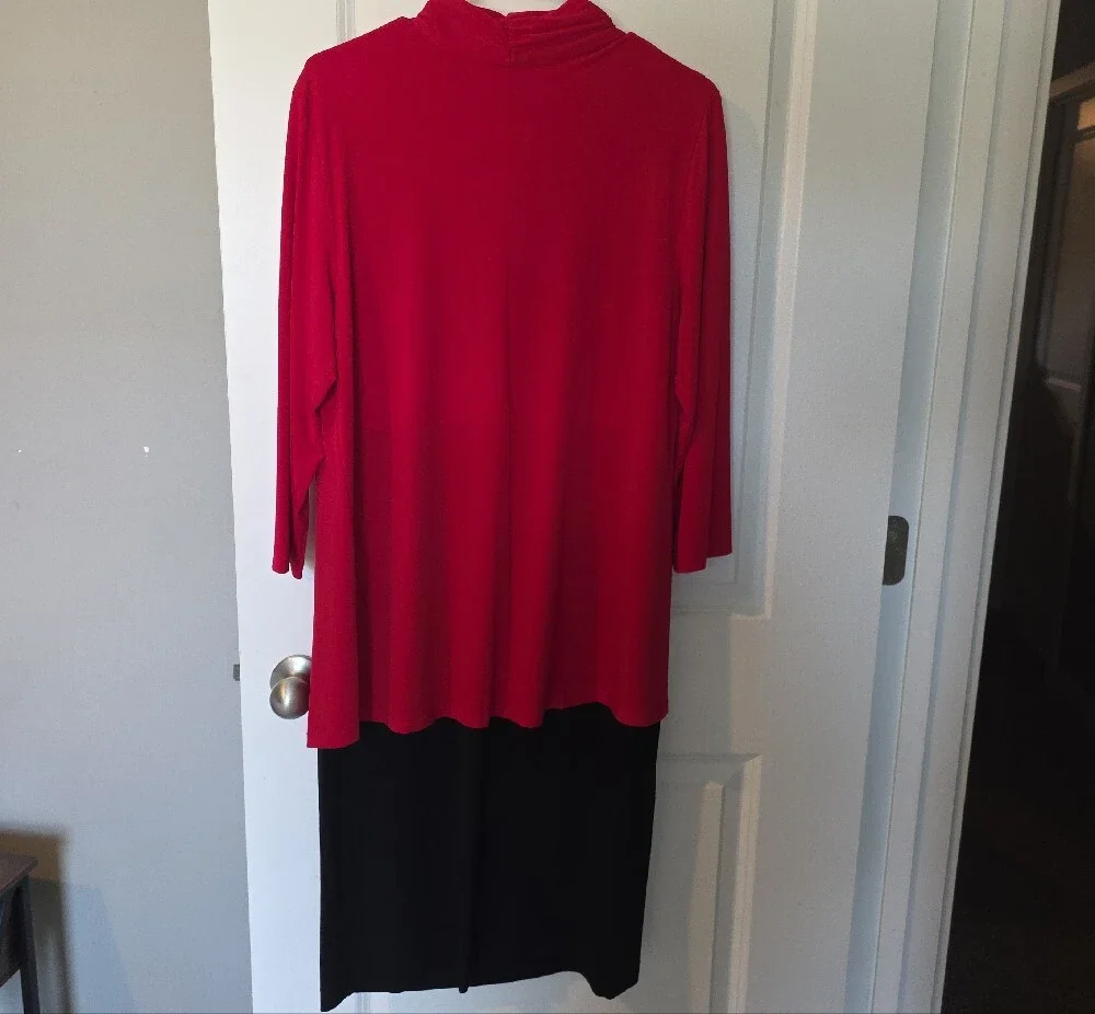 connected apparel Red Draped Top with Black Skirt Two-Piece Set